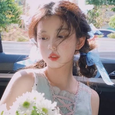 阳台上的女人们